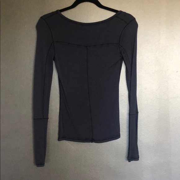 Free People longsleeve top - Picture 2 of 3